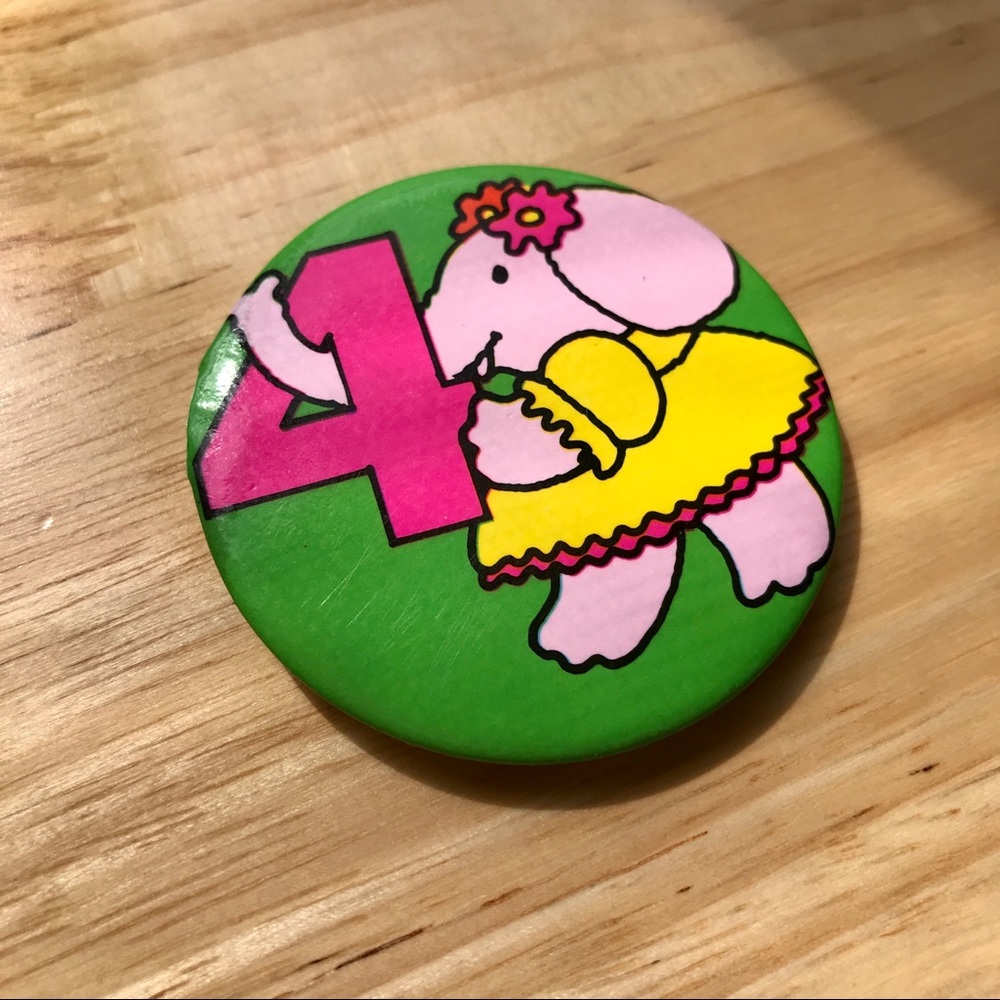 Vintage Cartoon Elephant #4 / Age 4 Pinback Button - Picture 3 of 4